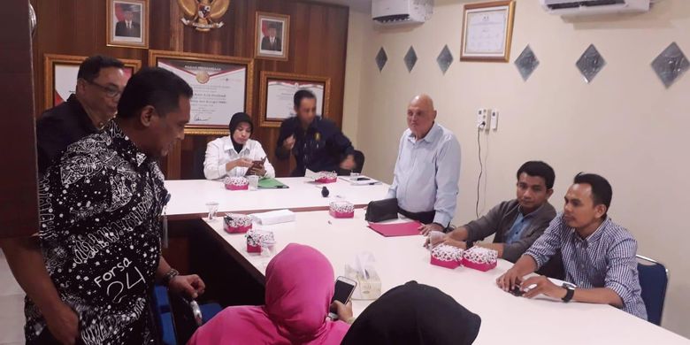 Suasana usai upaya diversi kasus pengeroyokan siswi SMP oleh geng siswi SMA di Mapolresta Pontianak, Kalimantan Barat, Kamis (11/4/2019).