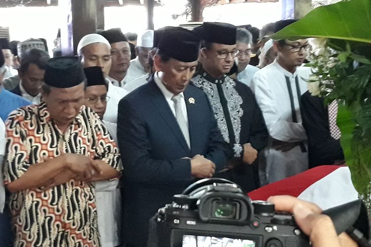 Menko Polhukam Wiranto dan Gubernur DKI Jakarta Anies Baswedan di Puri Cikeas, Bogor, Minggu (2/6/2019).