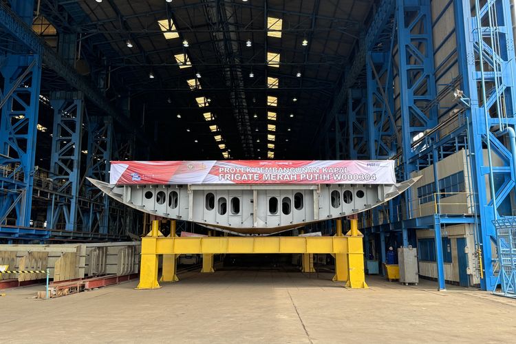 Proyek Frigate Merah Putih yang sedang dikerjakan PT PAL Indonesia di Surabaya, Jawa Timur. Pada Senin (22/1/2024), sudah terpasang 58 blok dari keseluruhan 161 blok kapal buatan anak bangsa ini. 