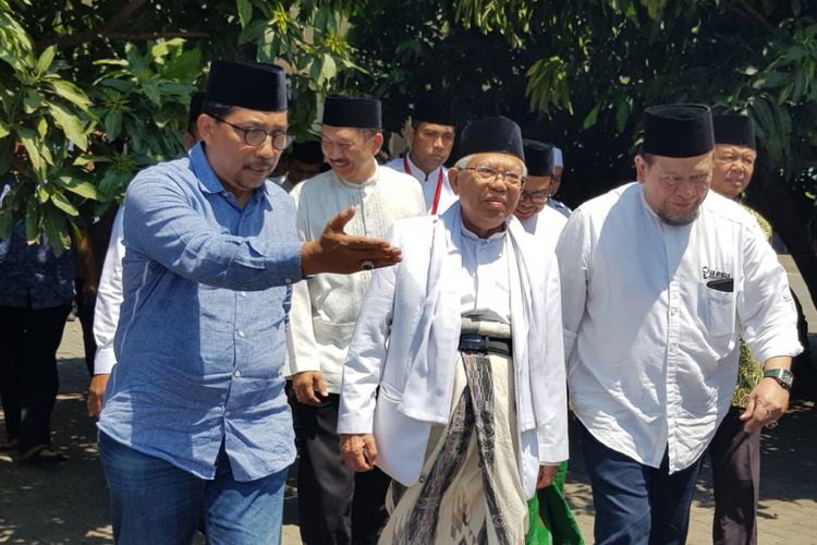 Cawapres Maruf Amin di Pesantren Bumi Sholawat Sidoarjo, Sabtu (30/9/2018)