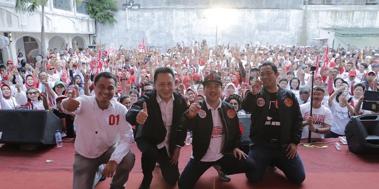 Politisi PDI Perjuangan Hendrar Prihadi, mengajak SMA-SMK di Kota Semarang untuk secara terbuka memberikan dukungan kepada pasangan calon presiden nomor urut 01, Joko Widodo - Ma?ruf Amin.