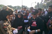 Saat Inisiator CFD Saksikan Debat Satpol PP dengan Pria Berkaus #2019GantiPresiden ...