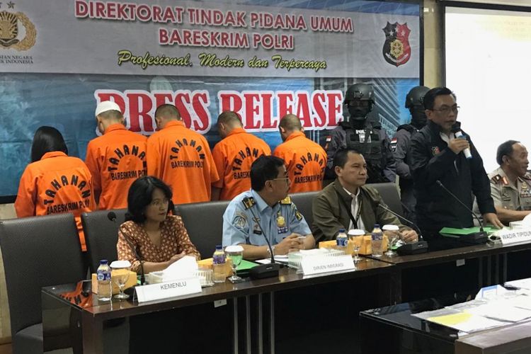 Konferensi pers Bareskrim Polri dan instansi terkait soal Tindak Pidana Perdagangan Orang (TPPO) jaringan Malaysia di Kantor Bareskrim Polri, Jakarta Pusat, Kamis (13/9/2018).