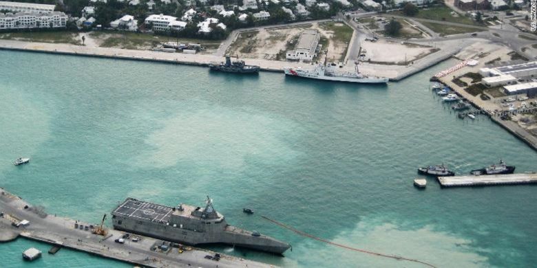 Dalam foto, Gugus Tugas Antar-badan Militer Selatan di Pangkalan Angkatan Laut Amerika Serikat di Key West.