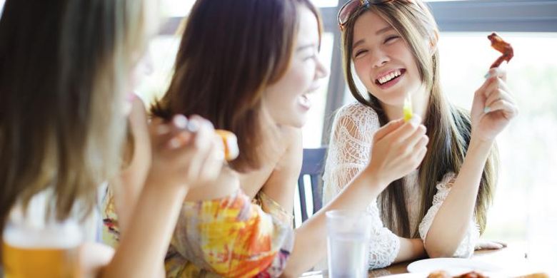 Cara Santai Menanggapi Pertanyaan 'Kapan Nikah' Saat Lebaran?