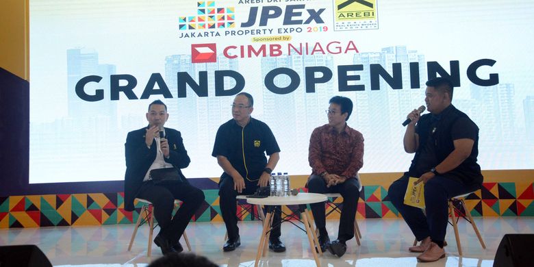 Asosiasi Real Estate Broker Indonesia (AREBI) DKI Jakarta kembali menggelar Jakarta Properti Expo (JPEx) untuk kedua kalinya di Atrium Utama Mall Taman Anggrek. Pameran dilaksanakan sejak Selasa (3/9/2019) sampai Minggu (8/9/2019).