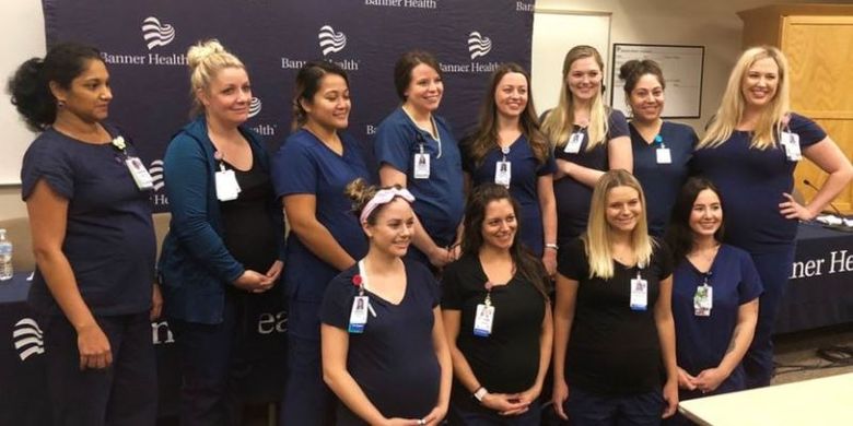 16 perawat atau sekitar 10 persen perawat di Banner Desert Medical Center, Arizona, Amerika Serikat, hamil bersamaan. (Banner Health via BBC)