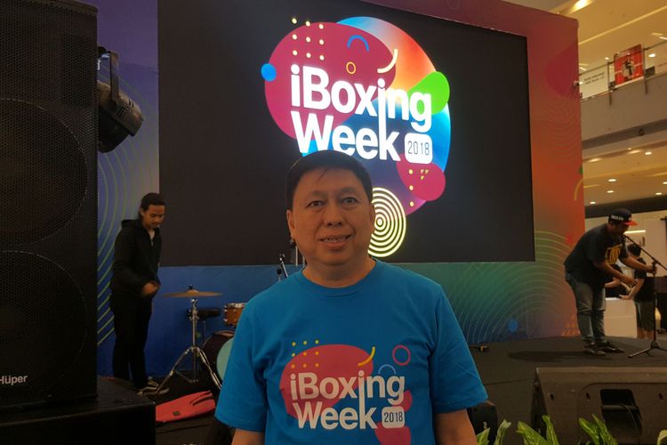 CEO dan Vice President Erajaya Group, Hasan Aula, Senin (15/1/2018), di ajang iBoxing Week, Central Park Mall, Jakarta.
