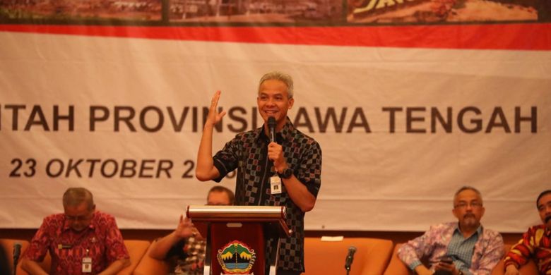 Gubernur Jawa Tengah Ganjar Pranowo pada Musrenbang Rancangan Rencana Pembangunan Jangka Menengah Daerah (RPJMD) Provinsi Jateng tahun 2018-2023 di Magelang, Selasa (23/10/2018).