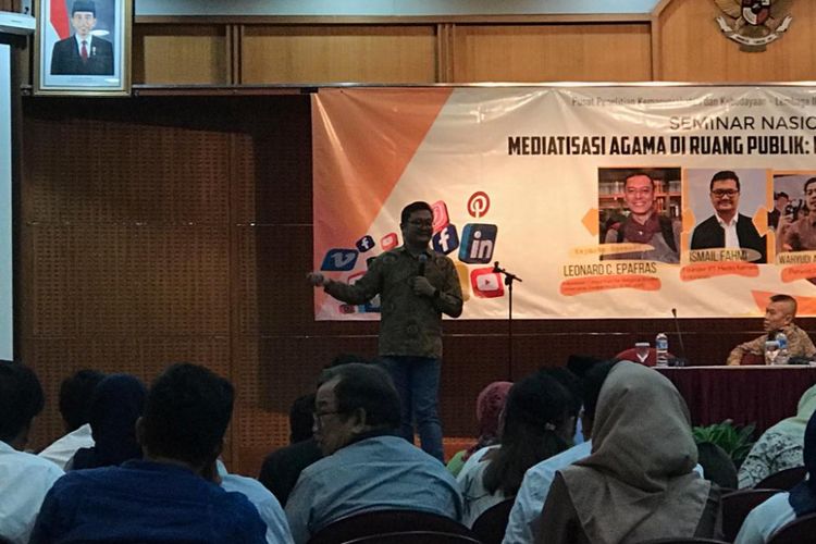 Pendiri PT Media Kernels Indonesia Ismail Fahmi di Gedung Lembaga Ilmu Pengetahuan Indonesia (LIPI), Jakarta Pusat, Senin 26/11/2018). 