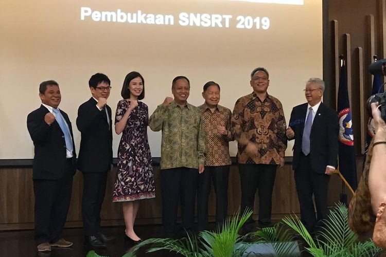 Universitas Pelita Harapan (UPH) mengadakan Seminar Nasional Sains, Rekayasa, dan Teknologi (SNSRT) di kampus UPH Lippo Karawaci pada Rabu (26/6/2019) dan dibuka oleh Menristekdikti Mohamad Nasir.