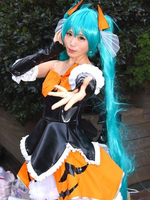 Peserta Ikebukuro Halloween Cosplay Festival 2016.