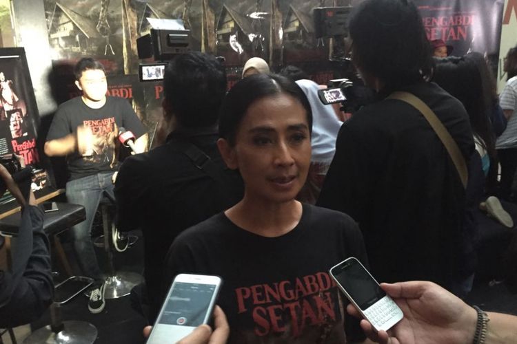 Ayu Laksmi menghadiri jumpa pers dan screening film Pengabdi Setan di XXI Epicentrum, Kuningan, Jakarta Selatan, Rabu (20/9/2017).