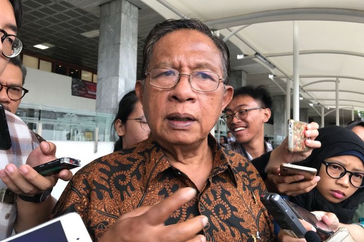 Menteri Koordinator Bidang Perekonomian Darmin Nasution