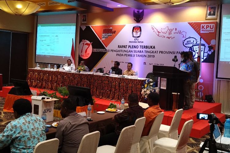Pelaksanaan Rapat Pleno Terbuka Rekapitulasi Suara Provinsi Papua pada Pemilu 2019, di Kota Jayapura (14/05/2019)