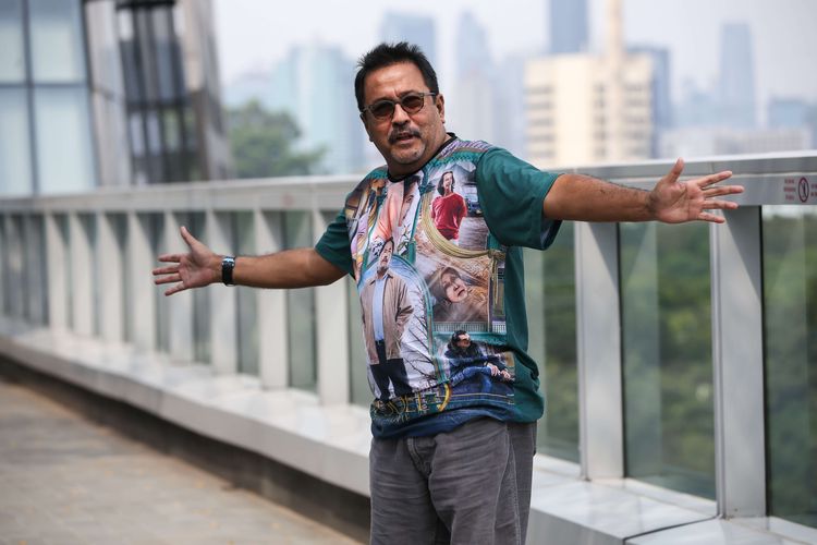 Aktor Rano Karno sebagai pemeran Doel saat promo film Si Doel The Movie 2 di Kantor Redaksi Kompas.com, Menara Kompas, Palmerah, Jakarta, Selasa (14/5/2019).