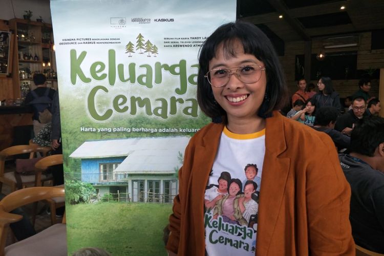 Produser Visinema Pictures, Anggia Kharisma, saat jumpa pers syukuran 1 Juta Penonton Film Keluarga Cemara di kawasan Kemang, Jakarta Selatan, Senin (14/1/2019).