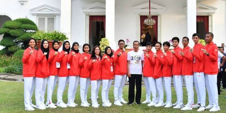 Presiden Joko Widodo bersama seluruh rakyat Indonesia menaruh harapan besar terhadap para atlet yang akan berlaga dalam Asian Games ke-18 di Jakarta dan Palembang, mulai tanggal 18 Agustus 2018 mendatang.
