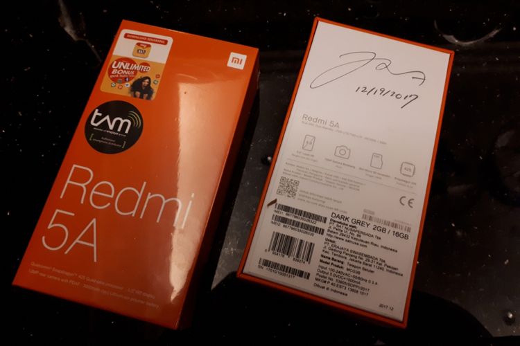 Xiaomi Redmi 5A dengan tanda tangan CEO Lei Jun.