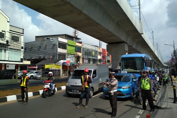 Rekayasa Lalu Lintas Di Jalan Rs.Fatmawati, Jakarta Selatan, sehubungan dengan dilakukannya loading test MRT