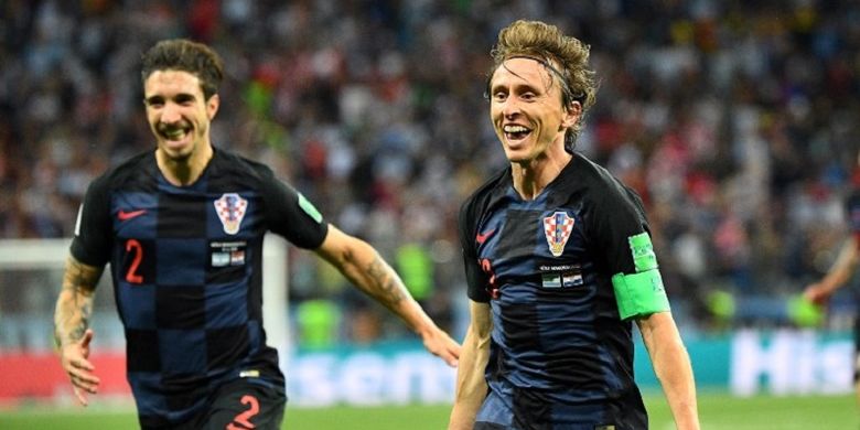 Kapten Kroasia, Luka Modric, merayakan golnya ke gawang Argentina pada pertandingan Grup D Piala Dunia 2019 di Nizhny Novgorod, 21 Juni 2018. 