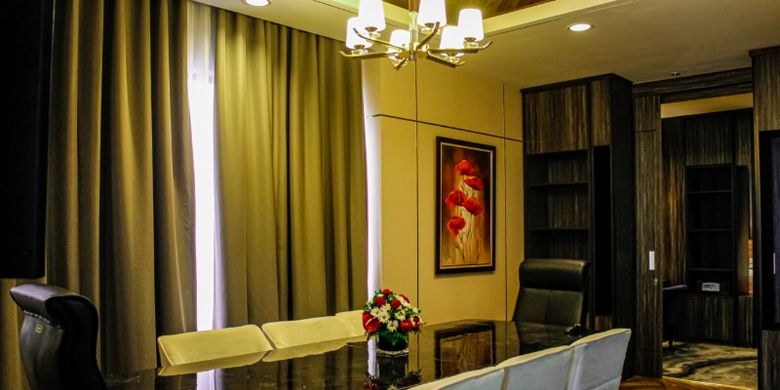 Kamar Suite di Hotel Teraskita by Dafam.