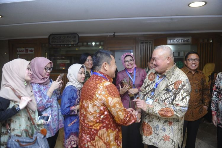 Pemerintah Provinsi Sumatera Selatan meraih Penghargaan Pembangunan Daerah (PPD) tahun 2018 kategori perencanaan dan pencapaian terbaik kedua tingkat Provinsi se-Indonesia di Hotel Grand Sahid Jaya, Senin (30/4/2018).
