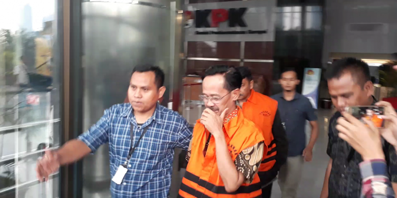 Salamet anggota DPRD Kota Malang ditahan KPK bersama empat anggota DPRD Kota Malang lainnya, Rabu (28/3/2018)