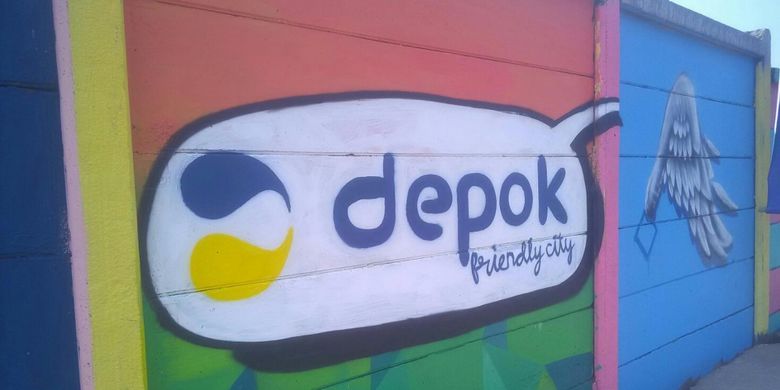 Salah satu bagian tembok yang sudah selesai dikerjakan oleh komunitas mural di Kota Depok bersama masyarakat sekitar, Jalan Ir Juanda, Kota Depok, Selasa (8/5/2018).