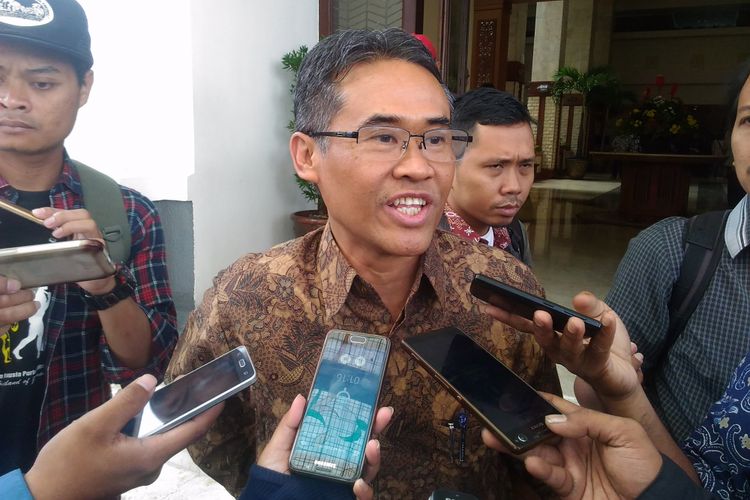 Rektor Universitas Gadjah Mada (UGM), Prof Ir Panut Mulyono, di Hotel Inna Garuda, Jalan Malioboro, Kota Bandung, Jumat (21/7/2017)
