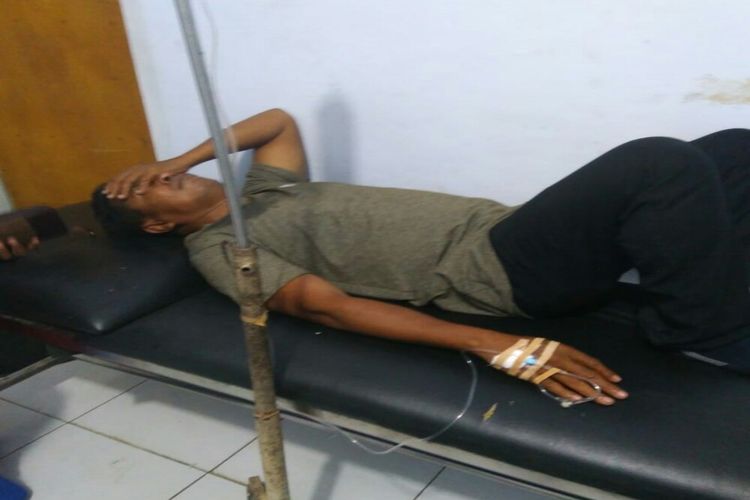 Salah satu petugas KPPS di Bima yang terbaring di Rumah Sakit karena kelelahan saat bertugas pada pelaksanaan Pemilu serentak 2019, Rabu (17/4/2019) lalu.