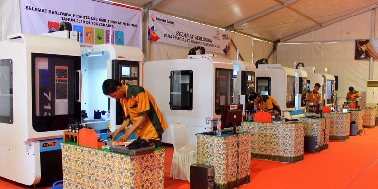 Dirjen Dikdasmen Kemendikbud dan PT Kawan Lama Sejahtera (Kawan Lama) menggelar Lomba Kompetensi Siswa SMK (LKS) tingkat Nasional XXVII (7-13/7/2019) di Jogja Exhibition Center, Yogyakarta.