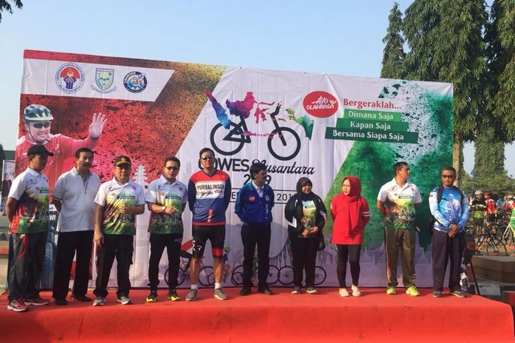  Kementerian Pemuda Olahraga (Kemenpora) bekerja sama dengan Pemerintah Kabupaten Purbalingga menggelar sepeda santai bertajuk Gowes Nusantara 2019, Minggu (01/09/19). Acara tersebut diikuti sekitar 7000-an peserta mulai dari anak-anak hingga orang dewasa.