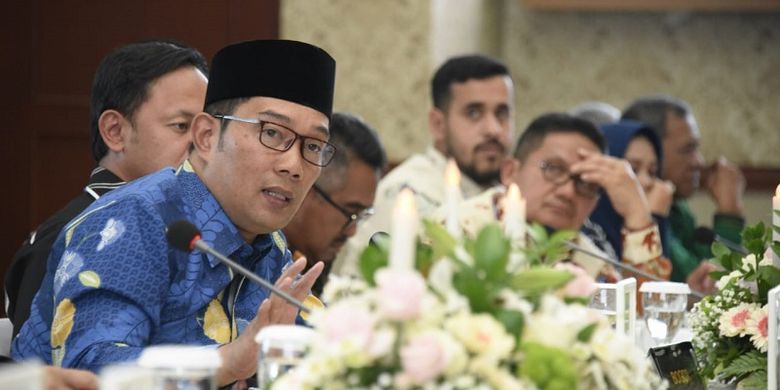 Ridwan Kamil memberikan pengayaan kepada para wali kota berbagai daerah di Indonesia dalam Mayor Caucus 2019 55th ISOCARP World Planning Congress di Balai Kota Bogor, Senin (9/9/2019).