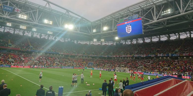 Suasana Otkrytiye Arena saat timnas Kolombia dan timnas Inggris melakukan pemanasan jelang laga 16 besar Piala Dunia 2018, Selasa (3/7/2018)