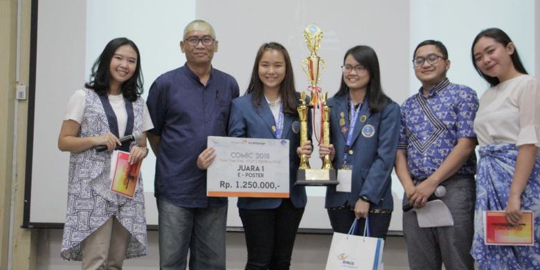 Juara E-Poster pada ajang Communication in Action (COMIC) 2018 dengan tema Think then Post: Stop Cyberbullying yang diadakan Communication Department Binus University (6/10/2018).