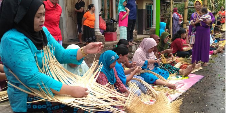 48 Kerajinan  Bambu  Nusantara Kabupaten  Gresik Jawa  Timur  