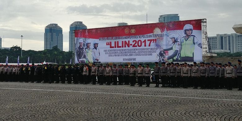Apel Pasukan Operasi Lilin 2017 di Jakarta, Kamis (21/12/2017).
