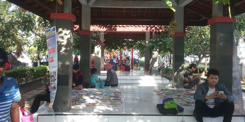 Taman Garuda di Kota Kendal, Jawa  Tengah, Minggu (1/4/2018).