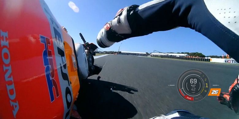 Kecelakaan yang terjadi pada Dani Pedrosa di GP Australia.