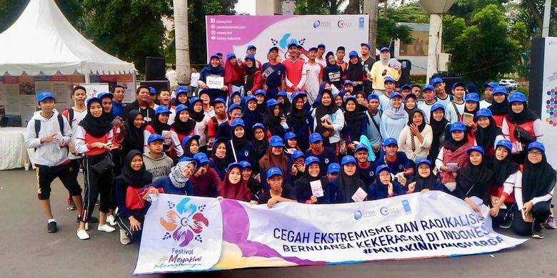 Deklarasi Anti Ekstrimisme dan Radikalisme di CFD Jakarta (6/1/2019) merupakan bagian dari rangkaian acara Convey Festival #MeyakiniMenghargai, yang sebelumnya telah terlaksana di Yogyakarta dan Makassar, 9 dan 16 Desember 2018.