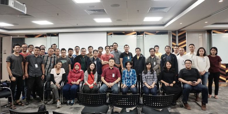 Meet Up ke-6 DQLab membahas tema Data Science: Memprediksi Perilaku Pelanggan Kartu Pra-bayar di 3 Bulan Pertama.