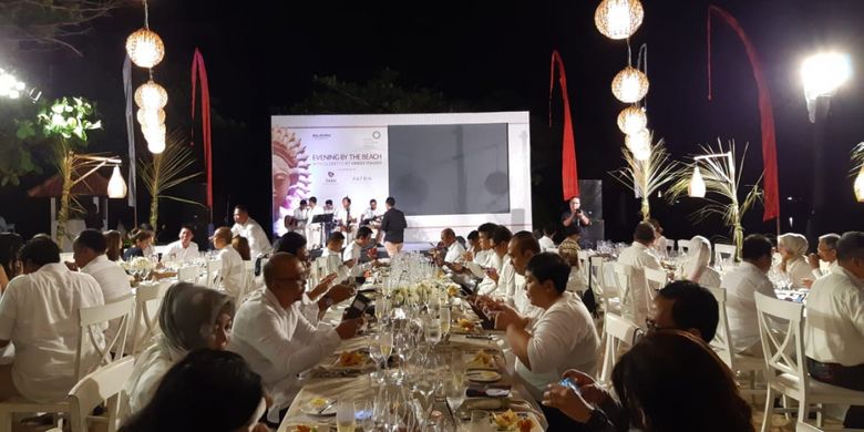 Evening Dinner  by the Beach with Celebrity Chef Vindex Tengker Hotel Indonesia Group  di Hotel Inaya Putri Bali, Nusa Dua, Bali Minggu (24/2/2019).