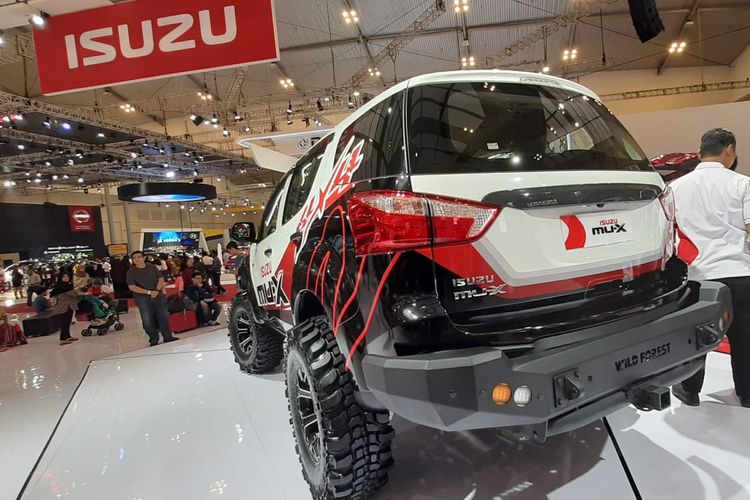 Modifikasi Isuzu MU-X di GIIAS 2019