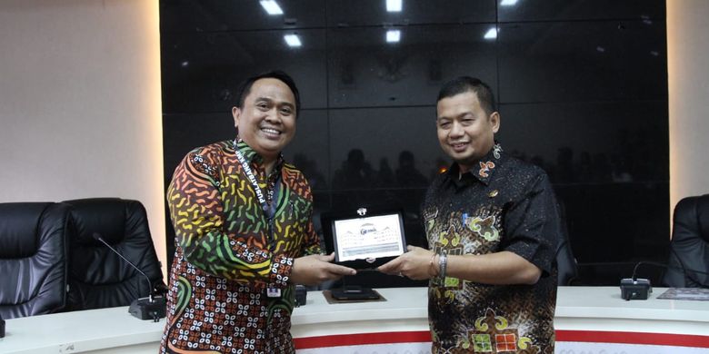 Kota Makassar terpilih sebagai salah satu kota percontohan inovasi pelayanan publik bagi peserta Pelatihan Kepemimpinan Nasional (PKN) Tingkat II Angkatan IX karena inovasinya yang selalu terdepan