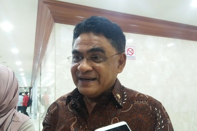 Andreas Hugo Pareira di Kompleks Parlemen, Senayan, Jakarta, Selasa (18/6/2019)