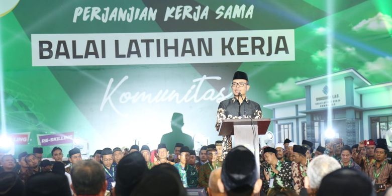 Menteri Ketenagakerjaan (Menaker) Muhammad Hanif Dhakiri saat menghadiri peresmian 500 Balai Latihan Kerja (BLK) Komunitas berbasis pesantren di Bekasi, Jawa Barat, Rabu (27/3/2019).