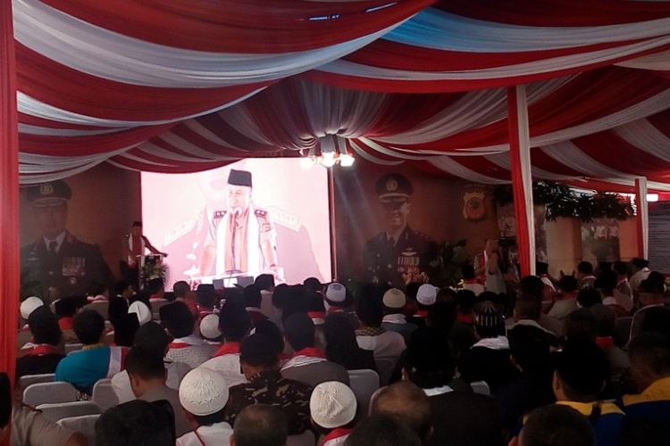 Kapolda Jabar Agung Budi Marwoto saat menyampaikan sambutan dalam acara Deklarasi Anti Hoax di Garut, Kamis (22/3/2018).