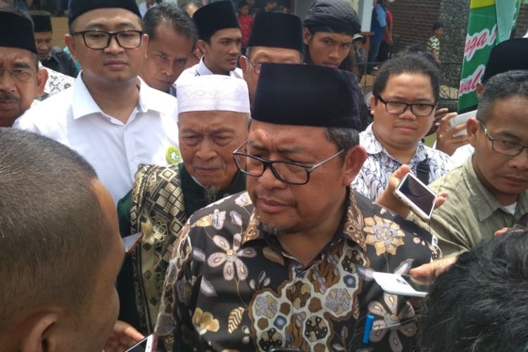 Gubernur Jawa Barat Ahmad Heryawan saat di wawancara wartawan Sabtu (21/4/2018)
