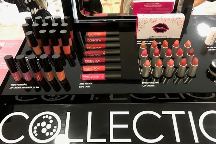 Pilihan warna lipstik Collection Cosmetics.